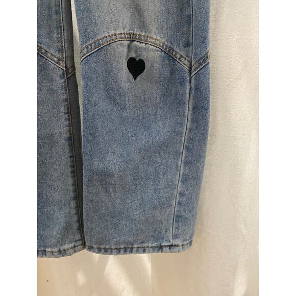 YesStyle InStudio High-Waist Heart Embroidery Wide-Leg Jeans w small - Picture 4 of 7